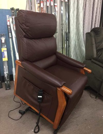Grosvenor lift recliner chair 100% leather
